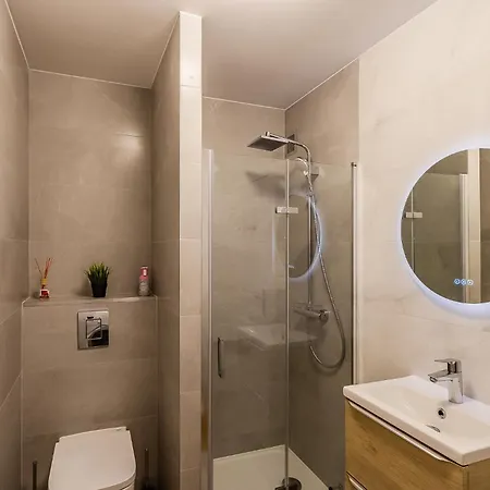 T2 Tete D'Or Confort + Parking Gratuit Villeurbanne Exterior photo